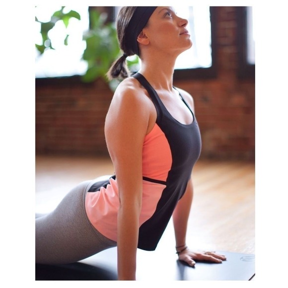 lululemon athletica Tops - Lululemon Tank Top Women Size 0 Black Pink Colorblock Cool Racerback Surf Bonded